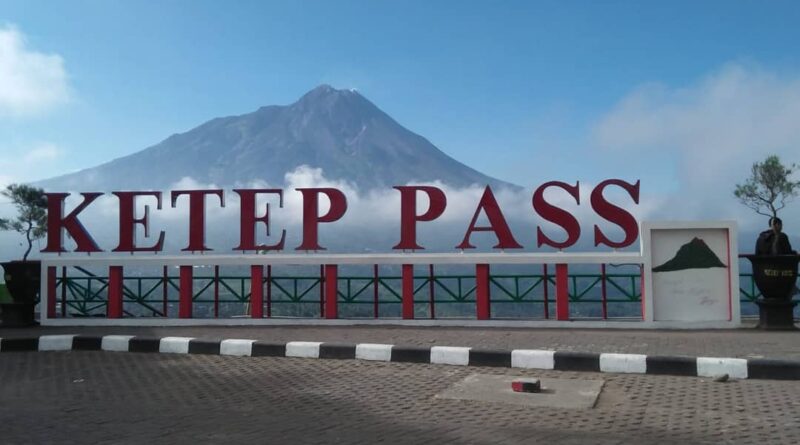 Foto Pemandangan Gunung Ketep Pass